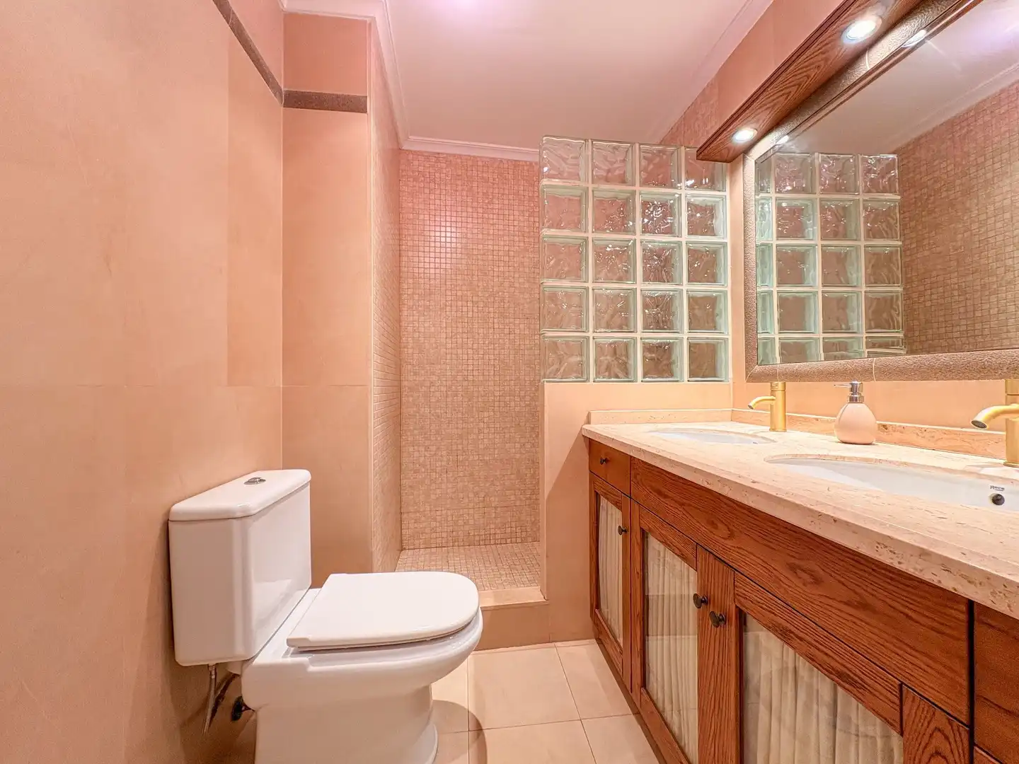 Bathroom of Attic for rent in Torrevieja  with Air Conditioner, Heating and Terrace