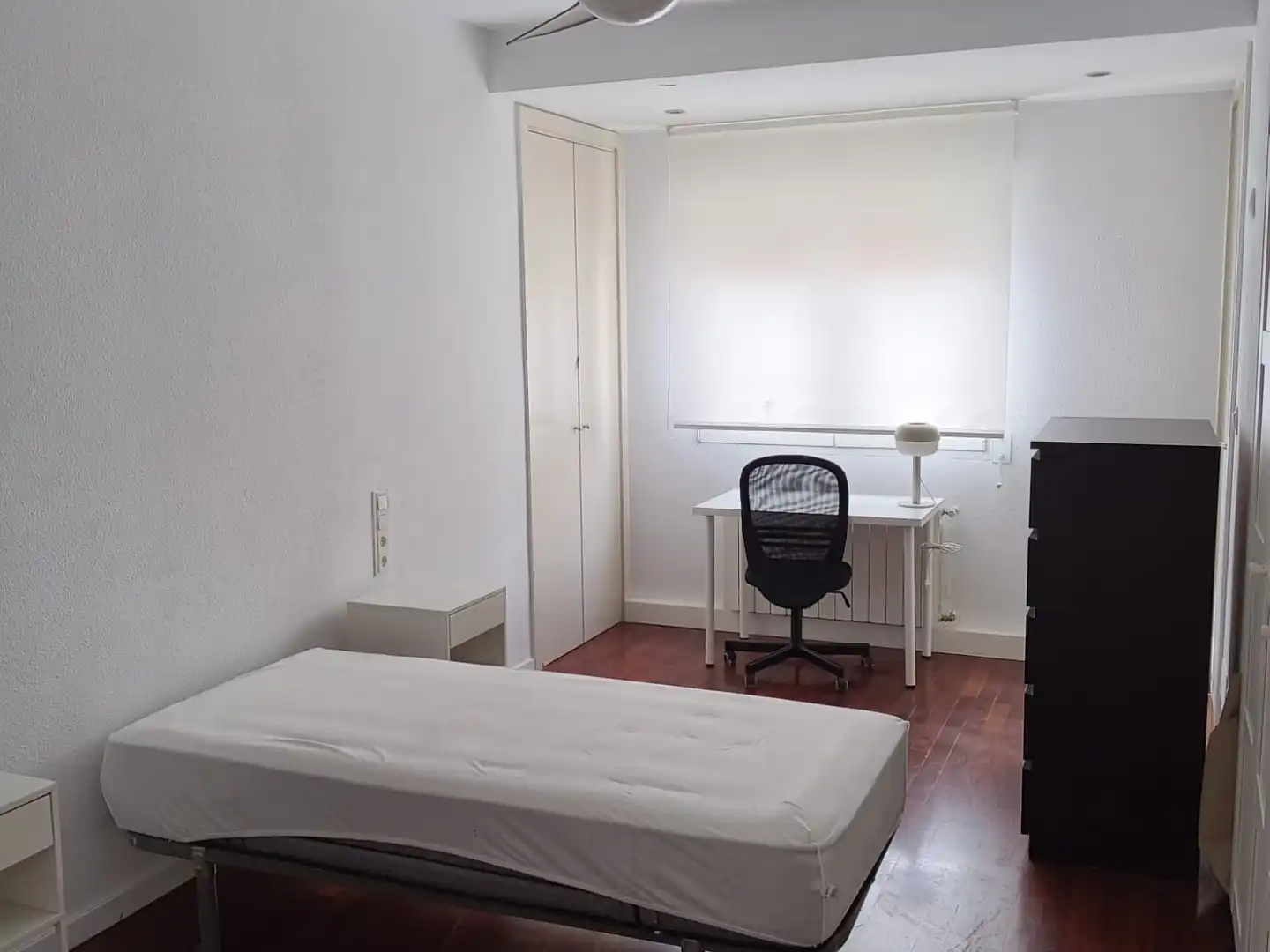 Habitación de Piso de alquiler en Murcia con Aire acondicionado, Calefacción y Amueblado