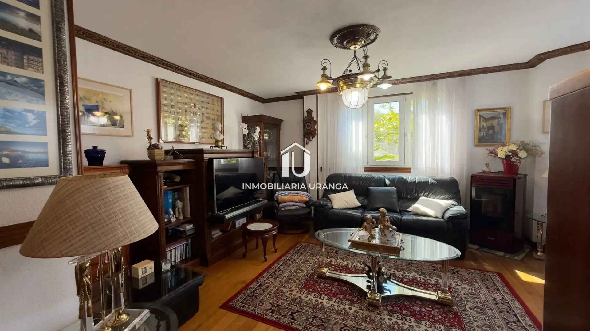 Sala de estar de Casa o chalet en venta en Laredo con Calefacción y Terraza