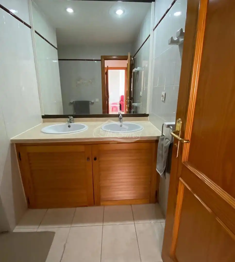 Bathroom of Flat for sale in Adeje  with Terrace, Swimming Pool and Furnished