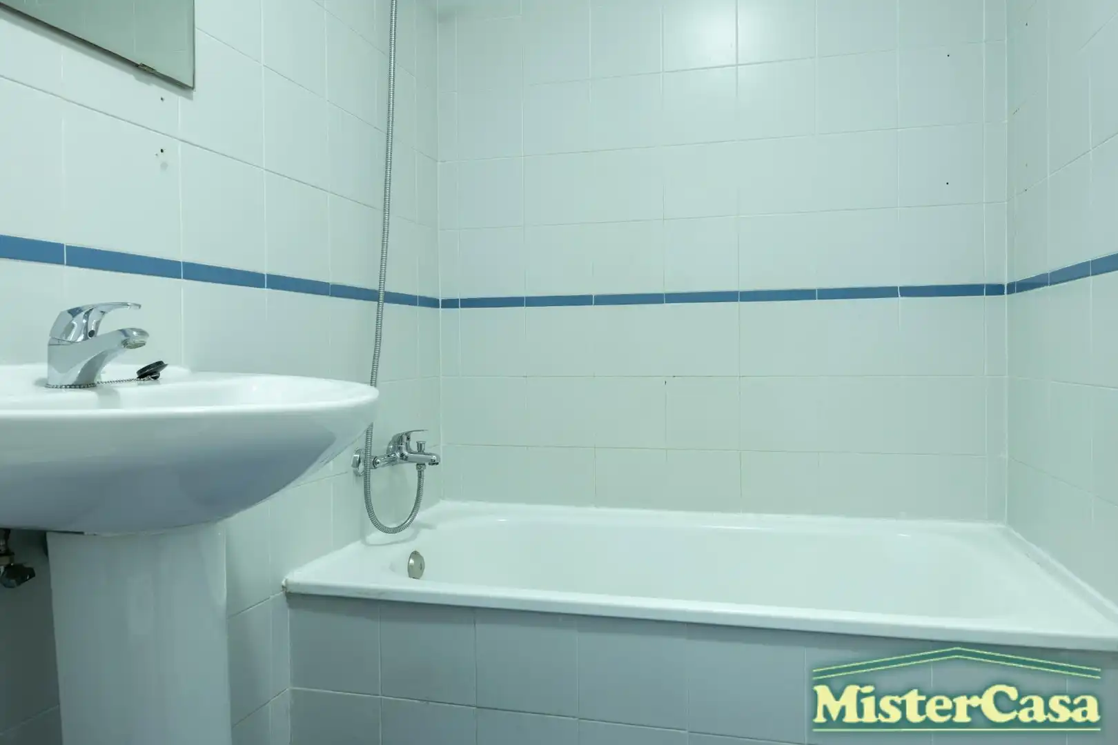Bathroom of Attic for sale in Jerez de la Frontera  with Private garden and Terrace