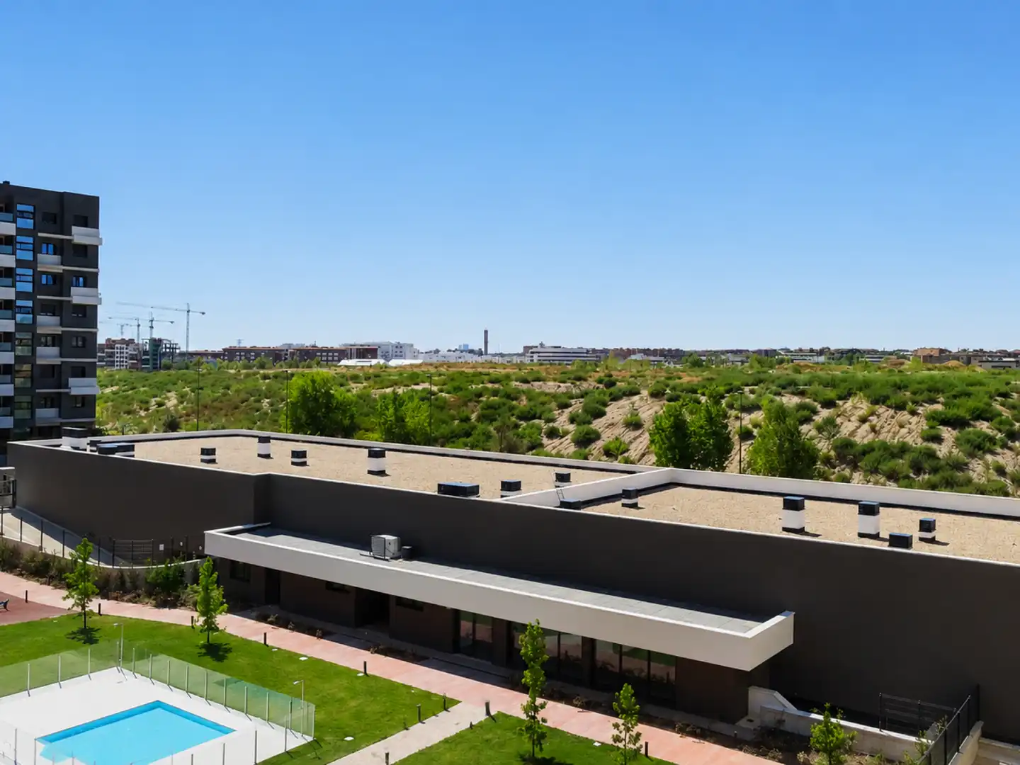 Flat with pool to rent in Primera Fase - Nuevo Tres Cantos, imagen 9
