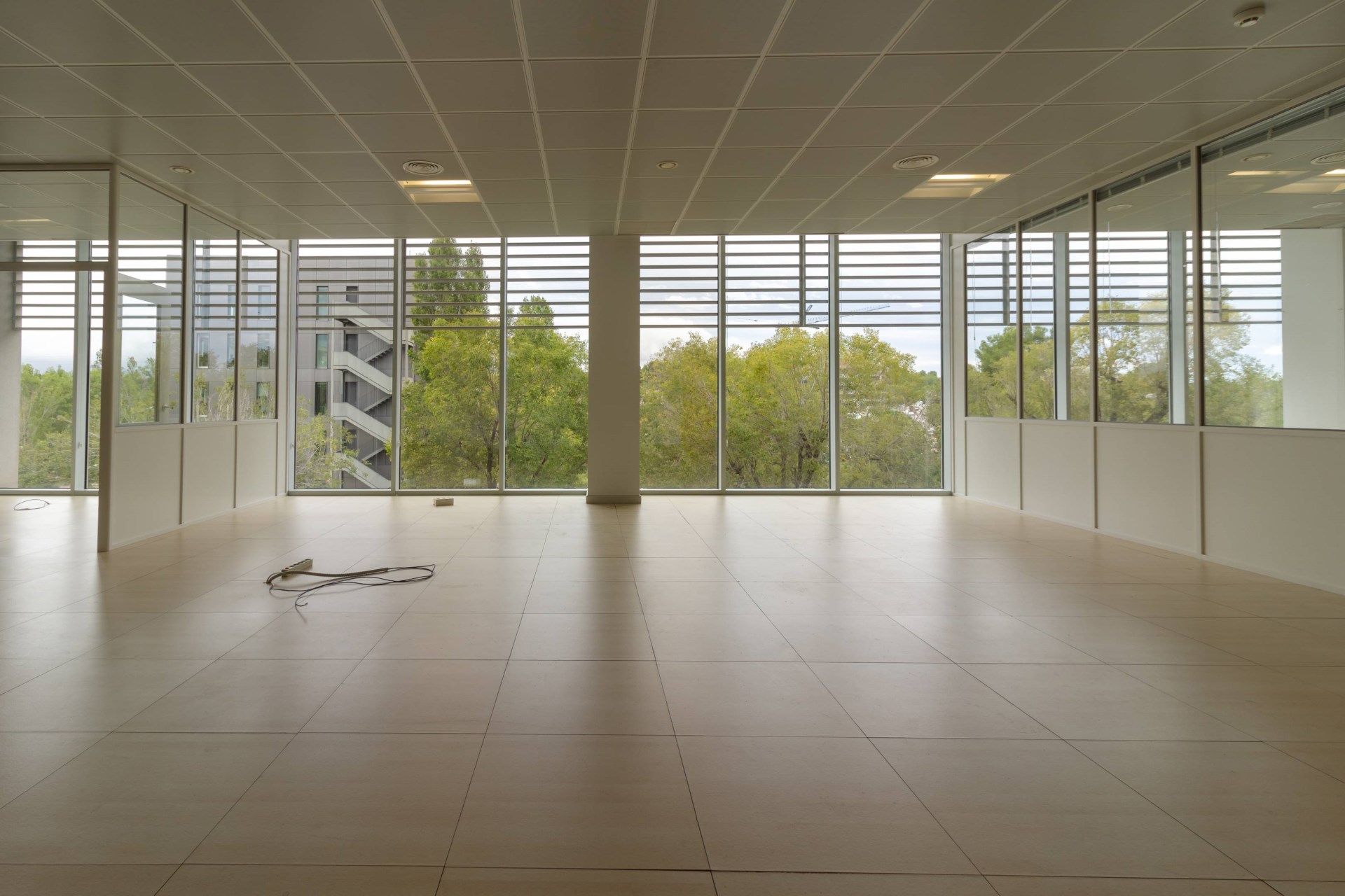 Office to rent in Sant Cugat del Vallès  with Air Conditioner and Heating
