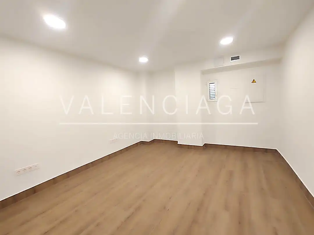 Oficina de alquiler en Donostia - San Sebastián  con Aire acondicionado