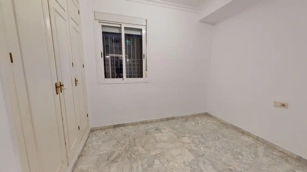 Bedroom of Flat for sale in Tomares  with Air Conditioner, Terrace and Community pool