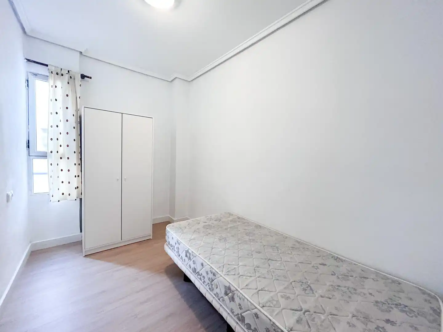Apartamento de alquiler en HUERTOS, Antigua Moreria