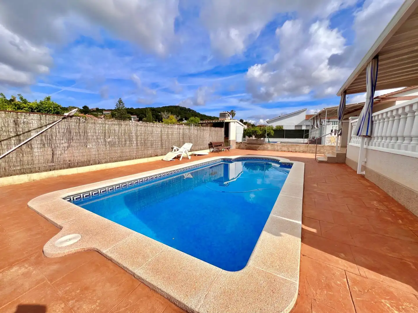 Piscina de Casa o chalet en venta en Calafell con Aire acondicionado, Calefacción y Jardín privado