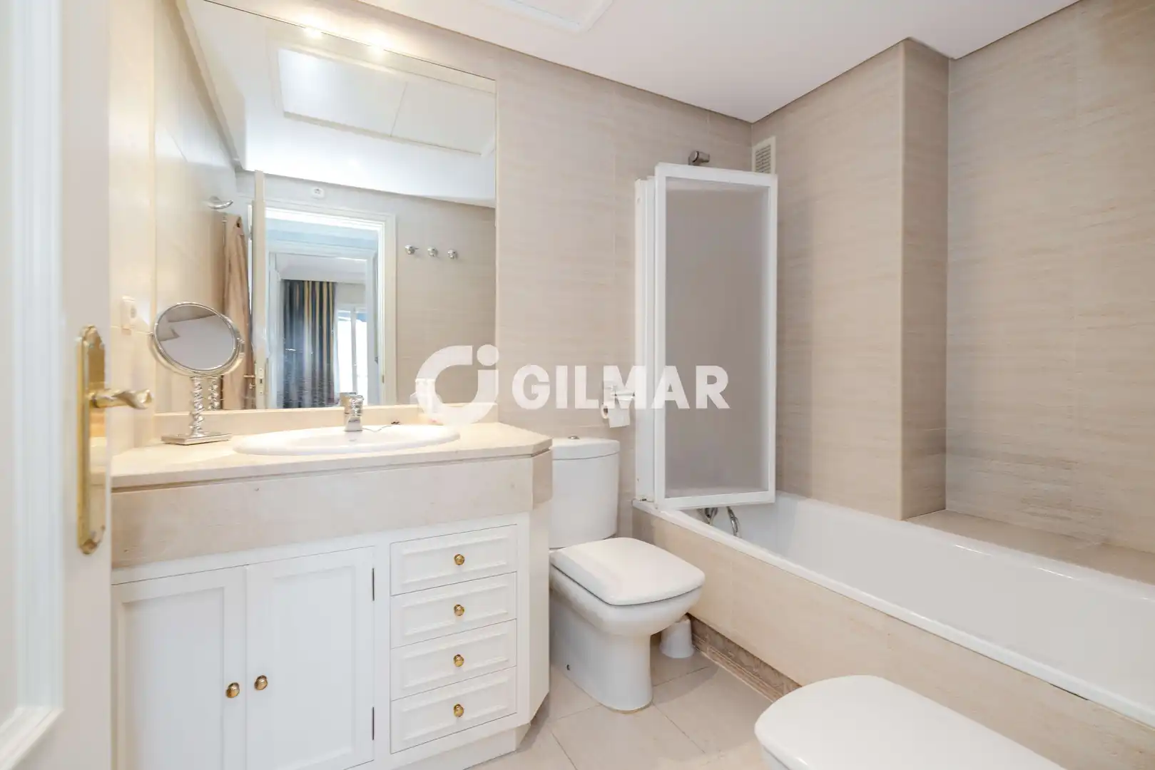 Bedroom of Apartments for sale in Marbella  with Heating, Swimming Pool and Balcony