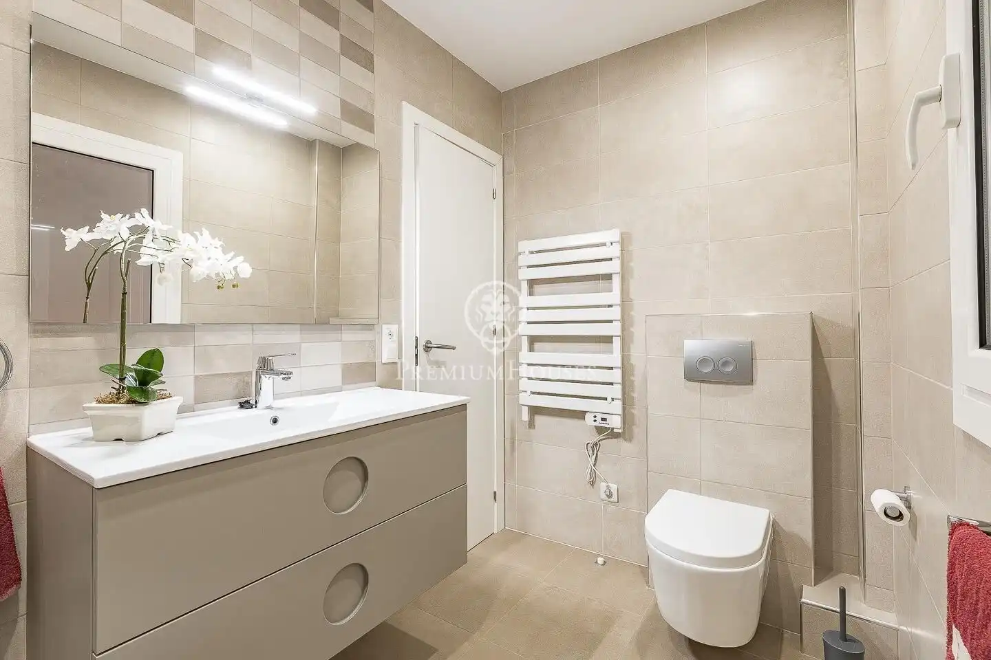 Bany de Apartament en venda en Barcelona amb Aire condicionat, Calefacció i Terrassa