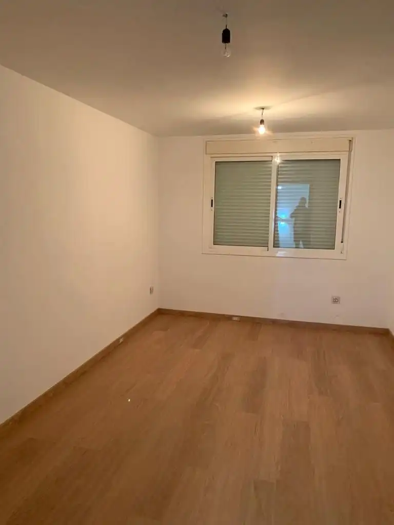 Habitación de Piso en venta en Melilla con Aire acondicionado