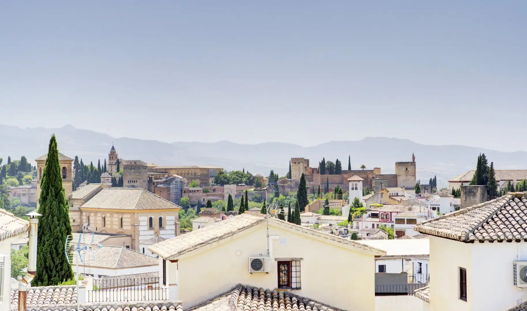 Vista exterior de Casa o chalet en venta en Granada con Aire acondicionado, Calefacción y Jardín privado