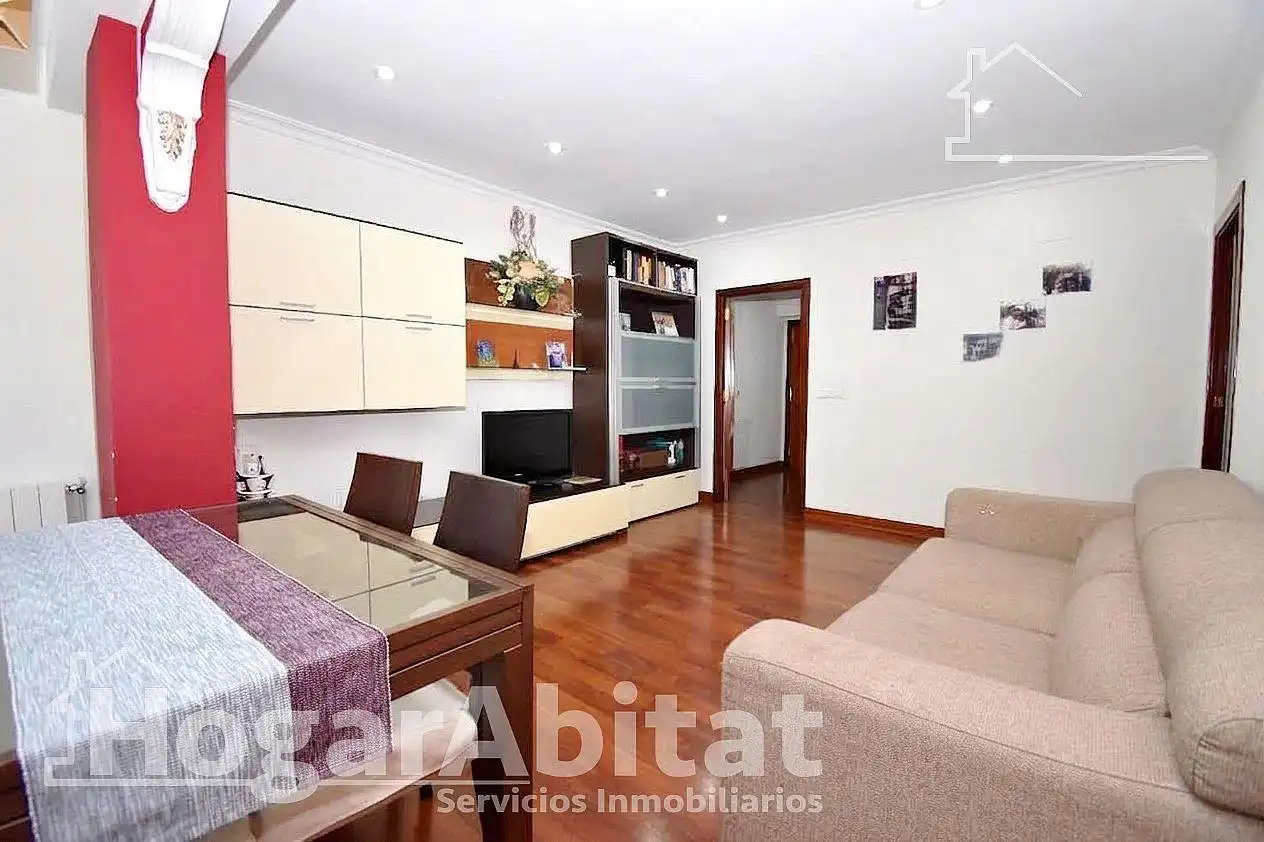 Living room of Flat for sale in Quart de Poblet  with Air Conditioner, Heating and Furnished