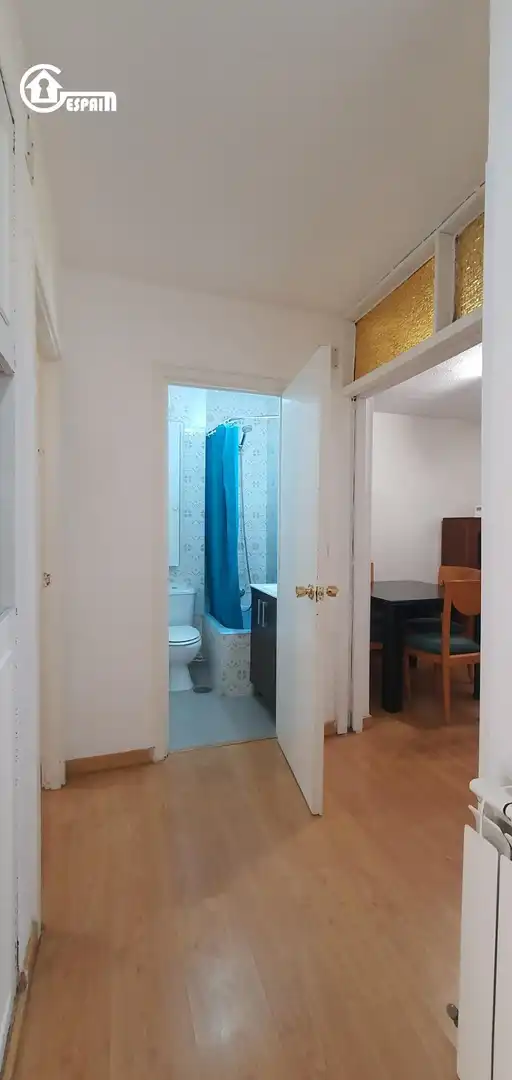 Bany de Pis en venda en Madrid amb Calefacció i Terrassa