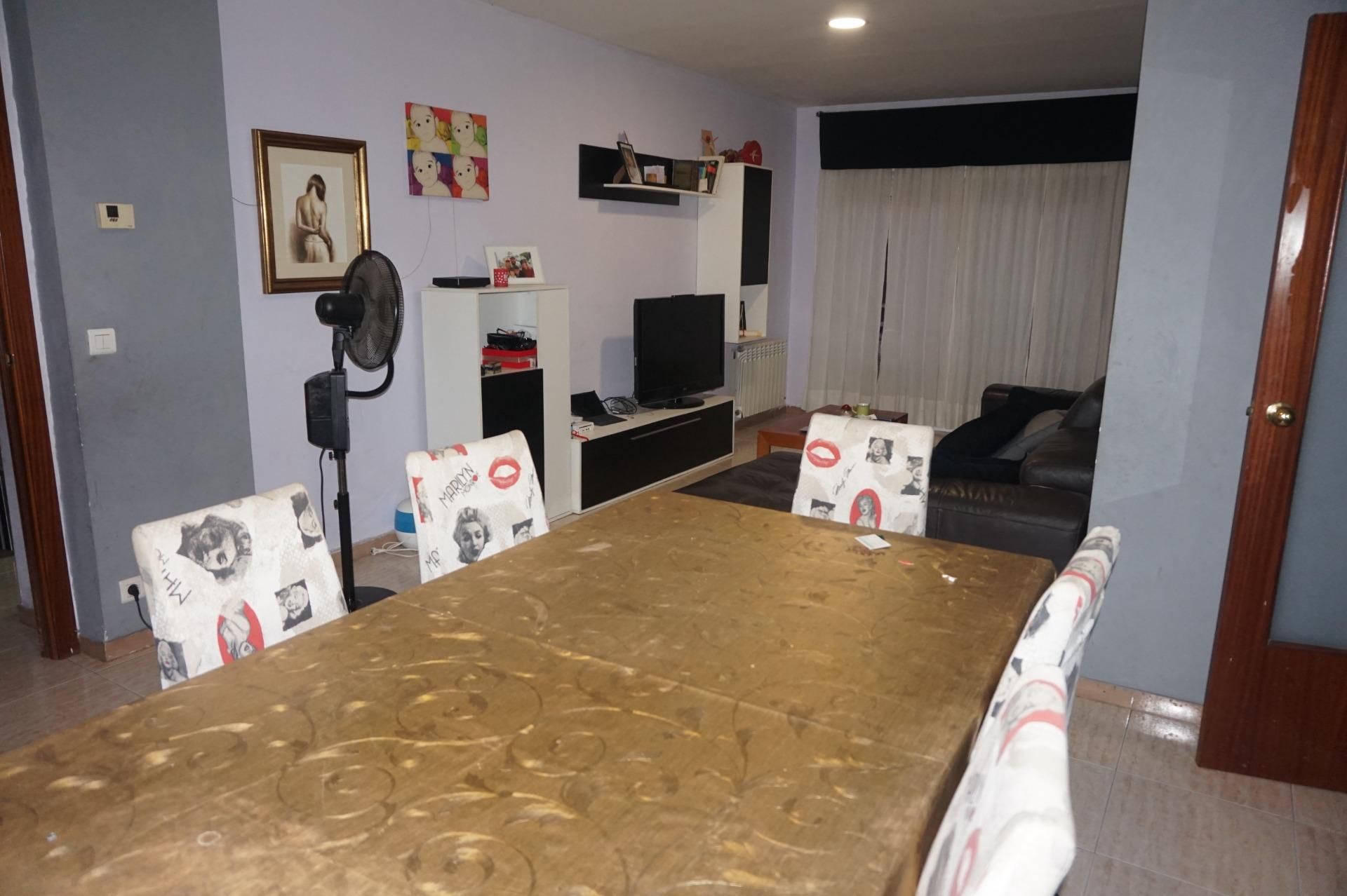 Menjador de Planta baixa en venda en Vilafranca del Penedès amb Calefacció, Traster i Moblat