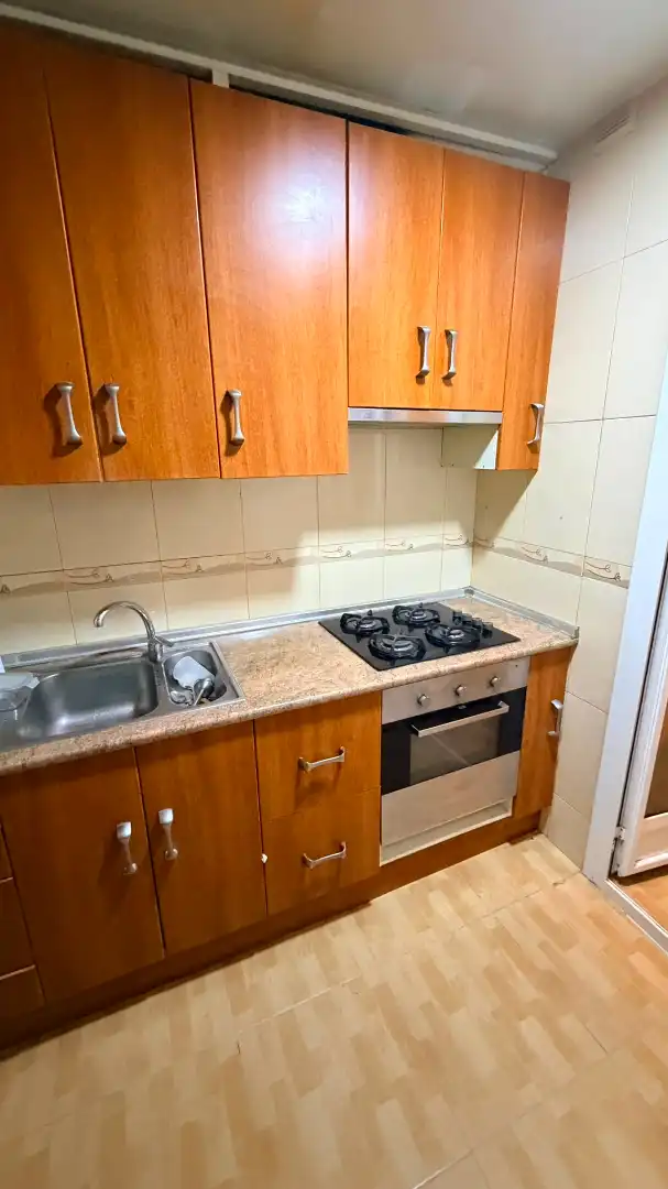 Cocina de Piso en venta en Badalona con Balcón