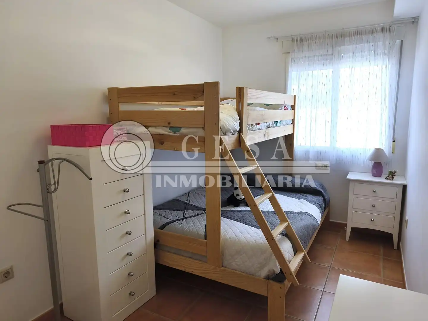 Dormitori de Pis en venda en Torrox amb Aire condicionat i Terrassa