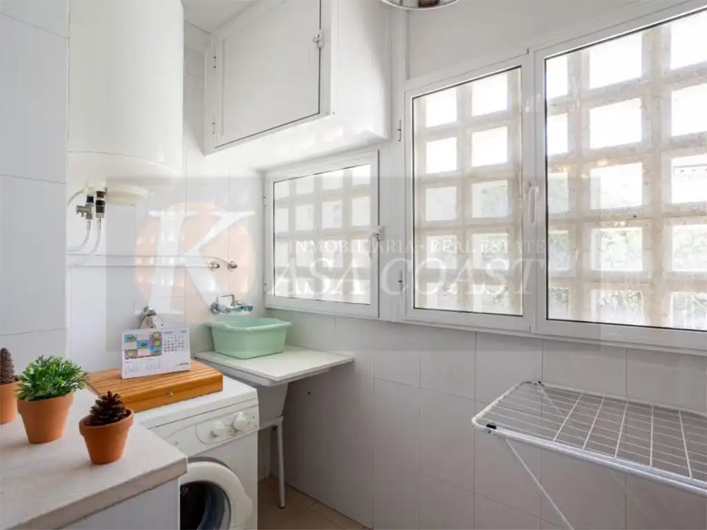 Kitchen of Flat for sale in Fuengirola  with Air Conditioner, Private garden and Terrace