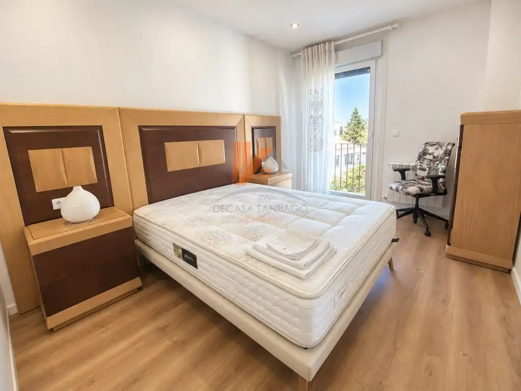 Flat with lift to rent in Rua Sempre Galiza 3, imagen 2