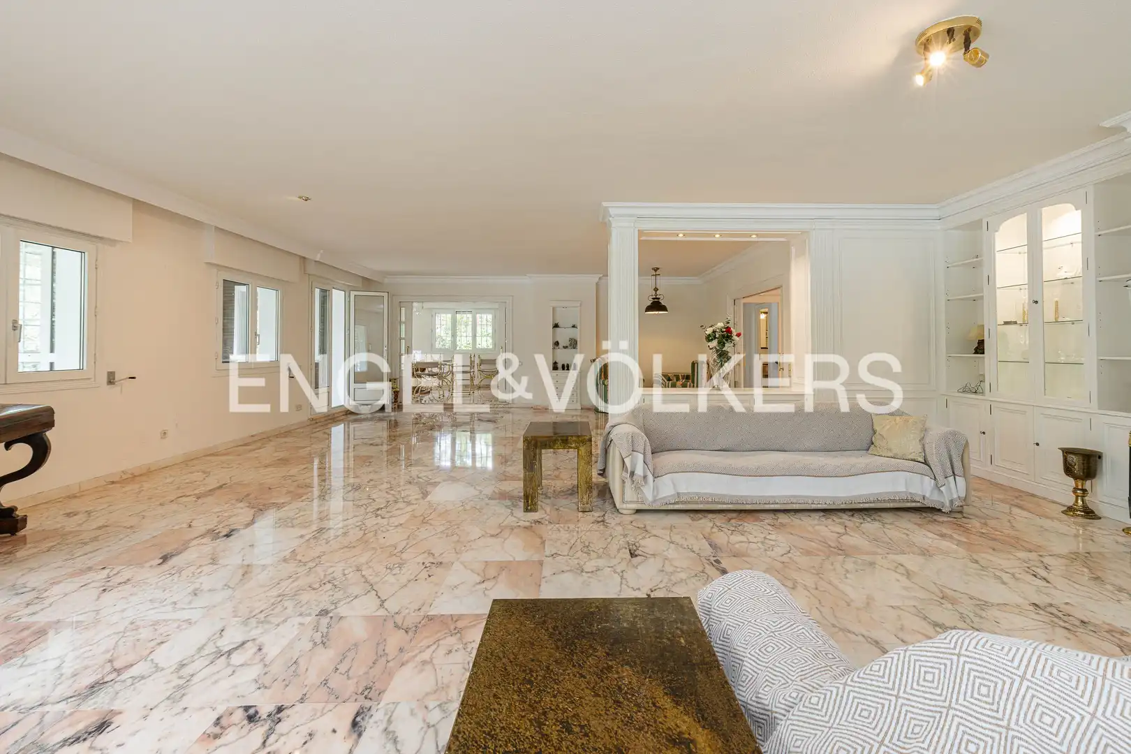 Comedor de Casa o chalet en venta en Pozuelo de Alarcón con Aire acondicionado, Calefacción y Jardín privado
