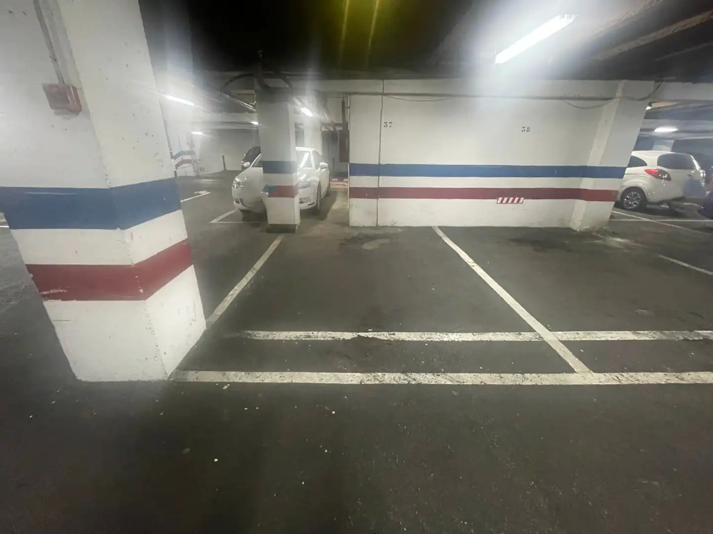 Aparcament de Garatge de lloguer en Oviedo 