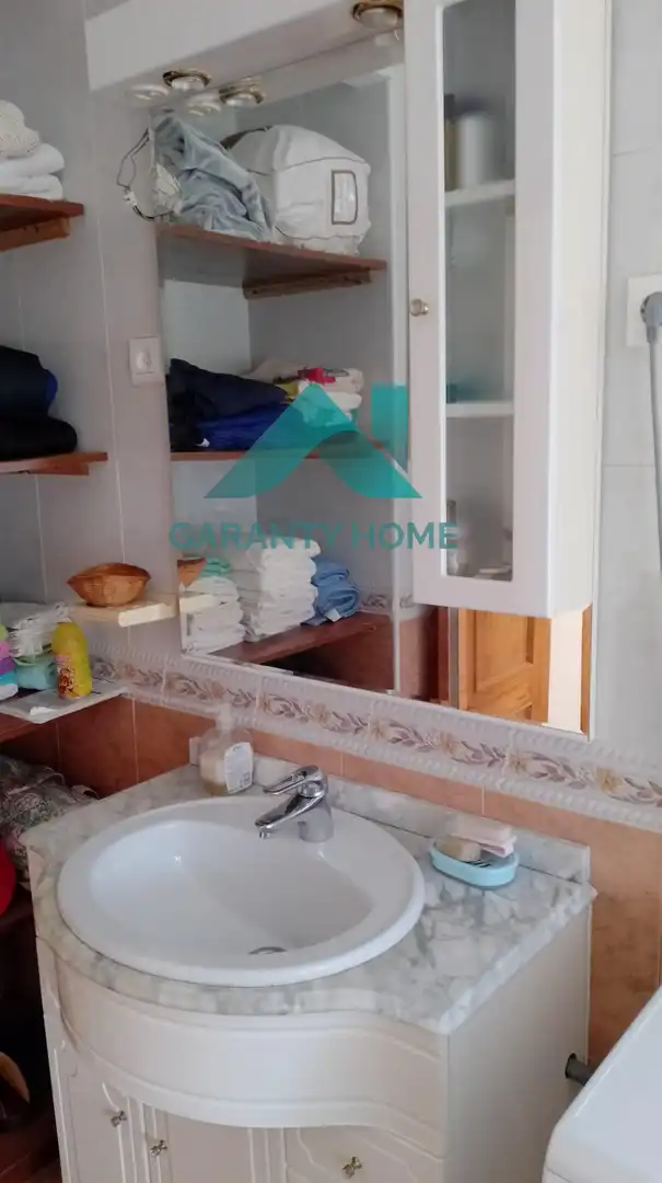 Baño de Casa o chalet en venta en Casas de Miravete con Aire acondicionado, Calefacción y Jardín privado