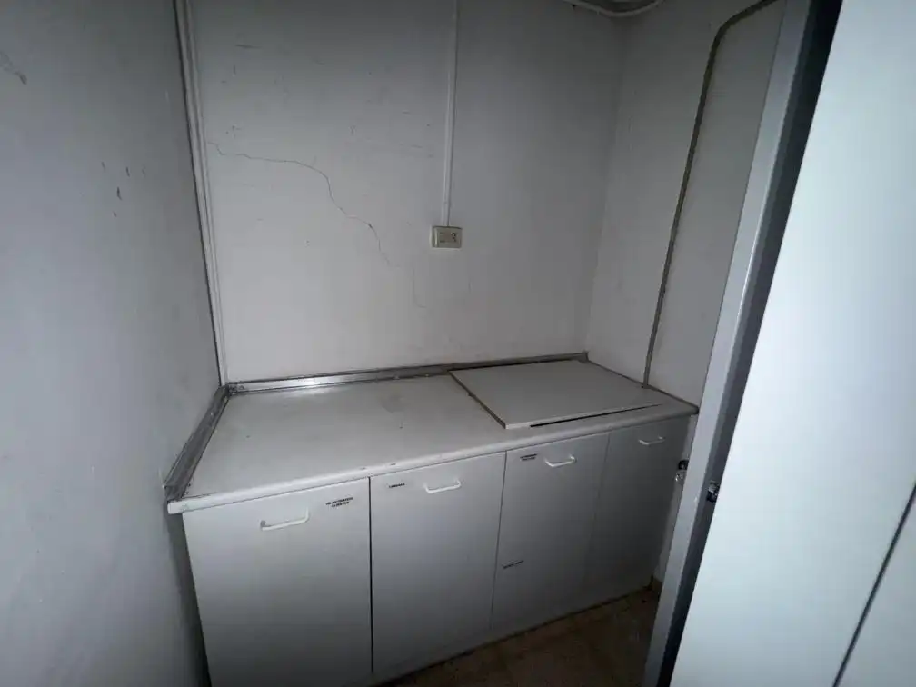 Commercial properties for sale in Cesáreo Alierta, 23, La Granja