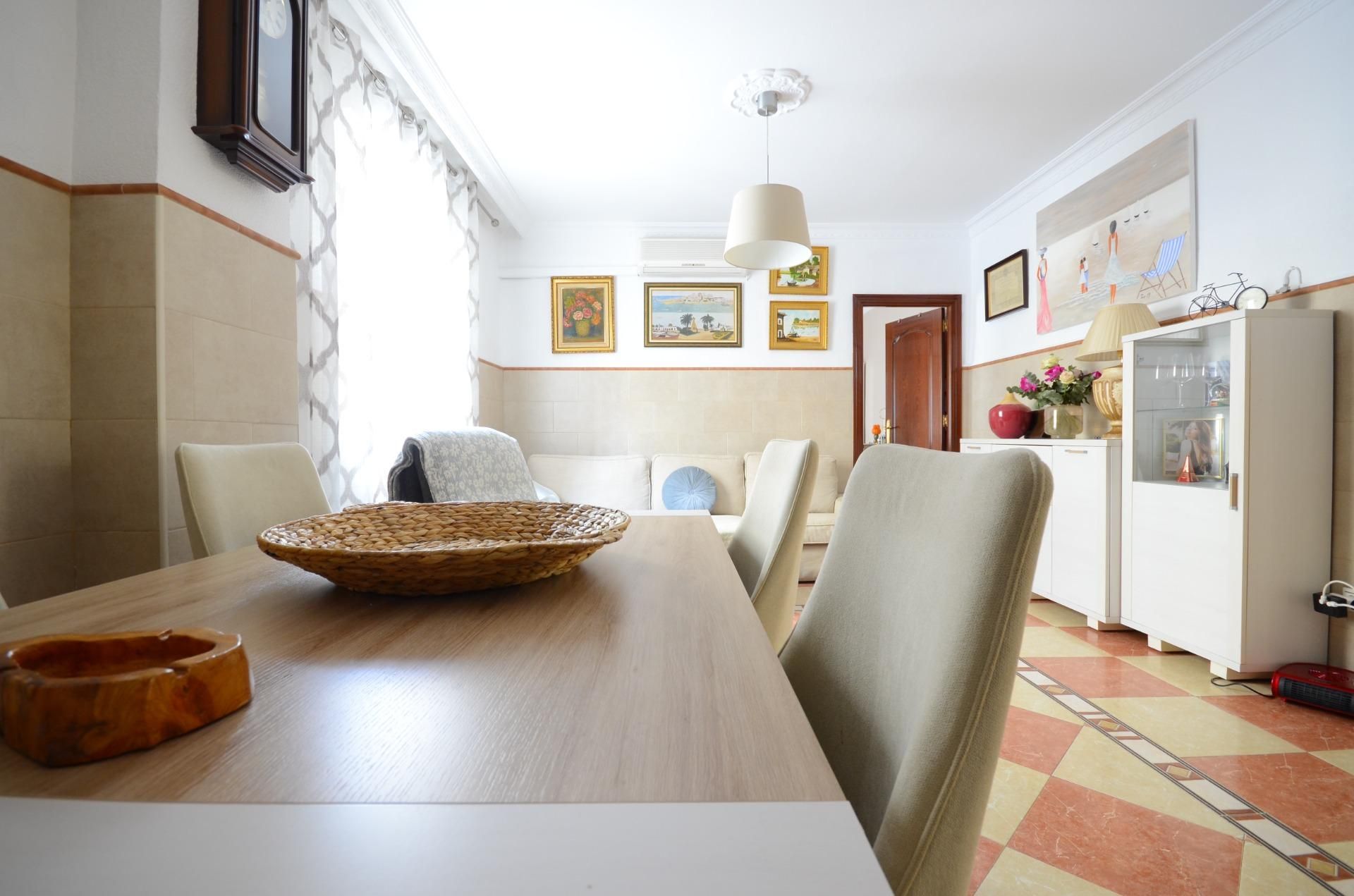 Menjador de Pis en venda en  Huelva Capital