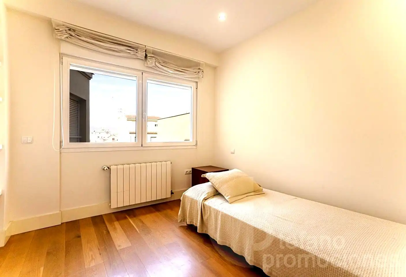 Habitación de Ático de alquiler en Málaga con Aire acondicionado, Calefacción y Parquet