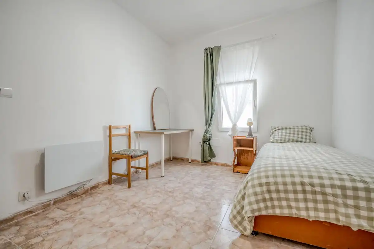 Habitación de Casa adosada en venta en Arganda del Rey con Calefacción y Trastero