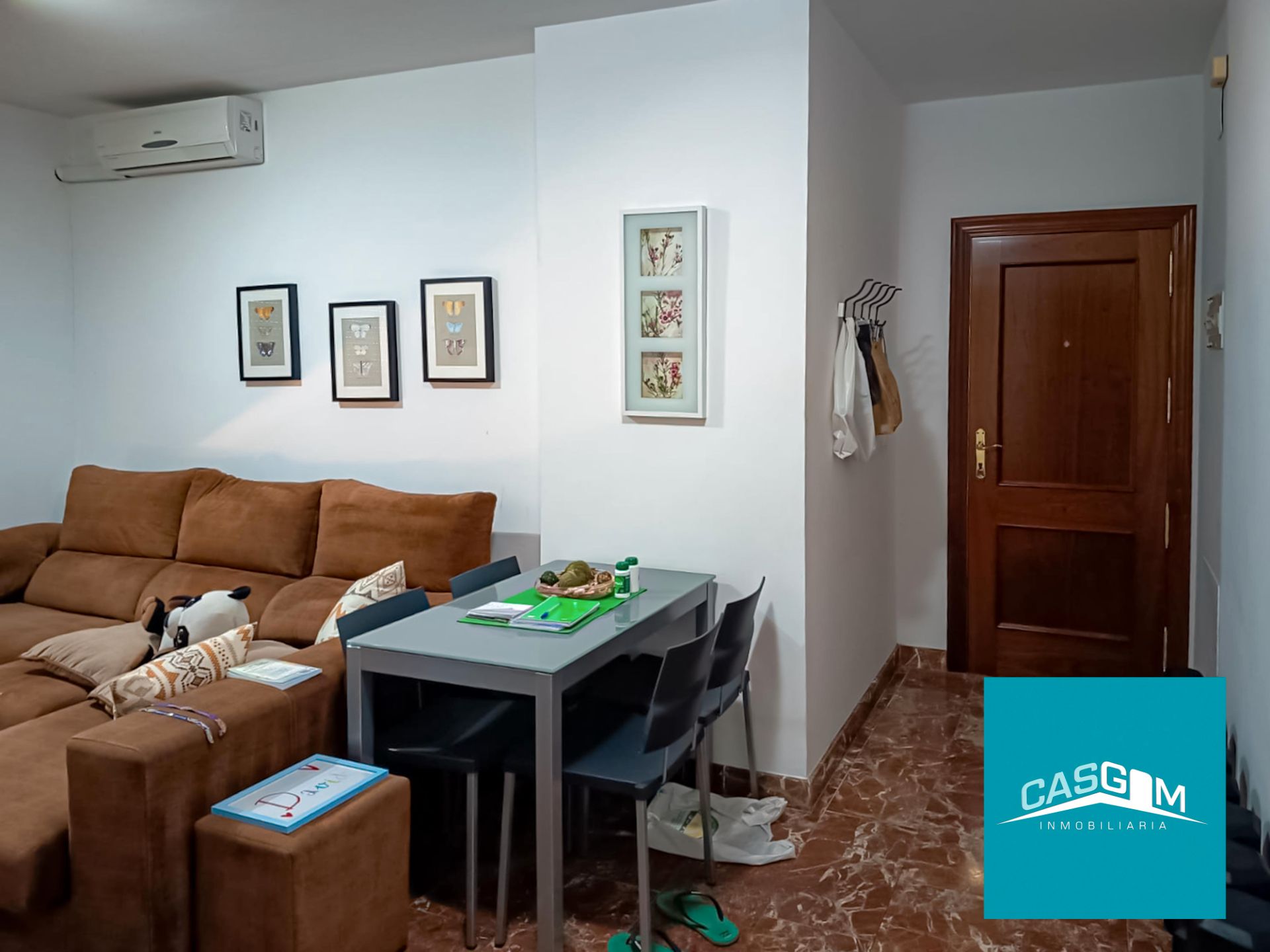 Sala d'estar de Pis en venda en  Huelva Capital amb Aire condicionat, Terrassa i Moblat