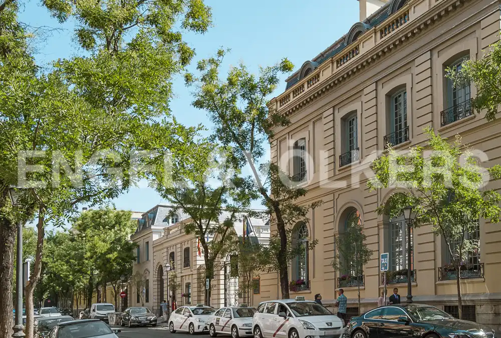 Exterior view of Flat for rent in Madrid  with Air Conditioner, Heating and Storage room
