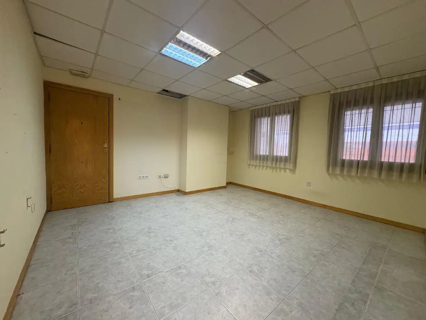 Oficina de alquiler en Oviedo 