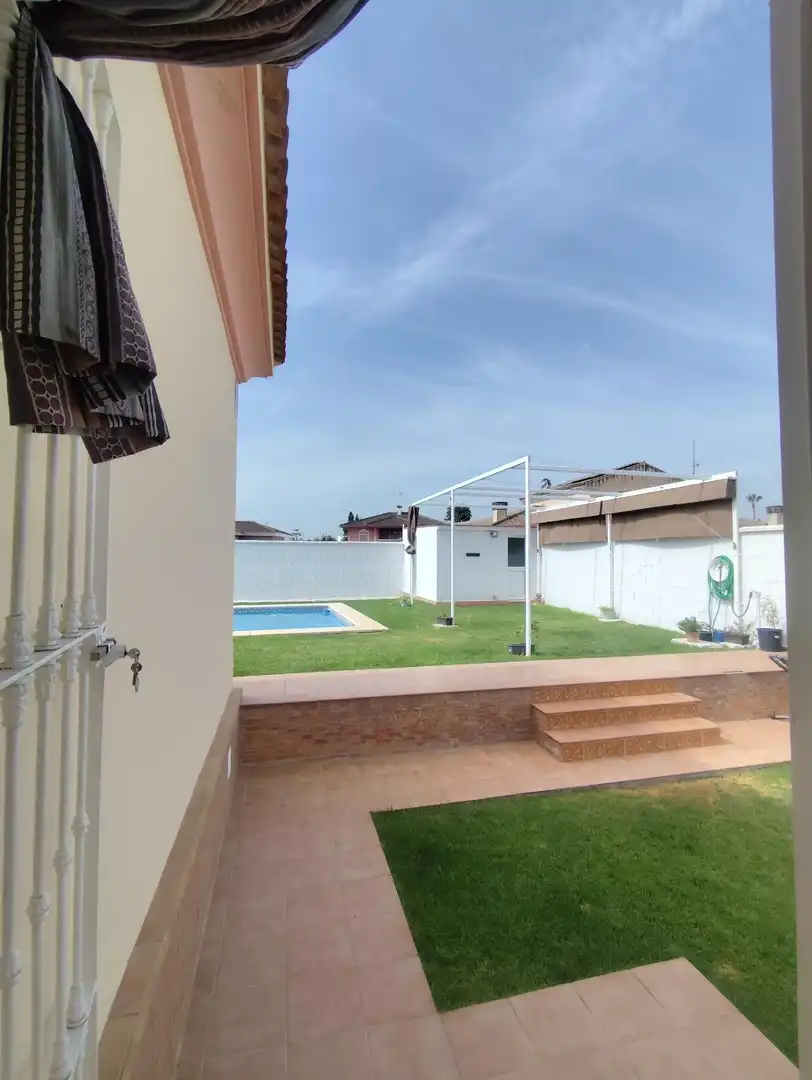 Detached house with pool for sale in Las Almenas, imagen 6