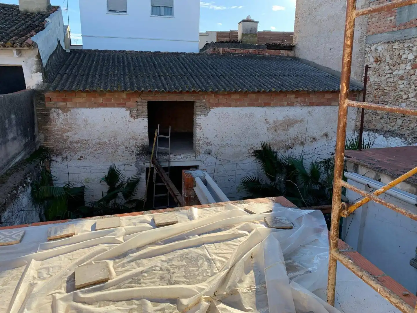 Vista exterior de Casa o xalet en venda en Carcaixent amb Jardí privat, Terrassa i Balcó