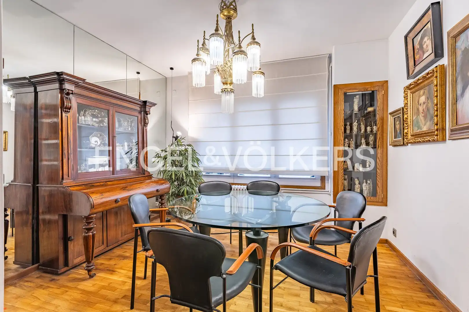 Comedor de Casa adosada en venta en Matadepera con Aire acondicionado, Calefacción y Jardín privado