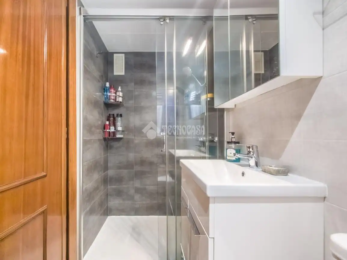 Piso con ascensor en venta en Ciudad Lineal, imagen 18