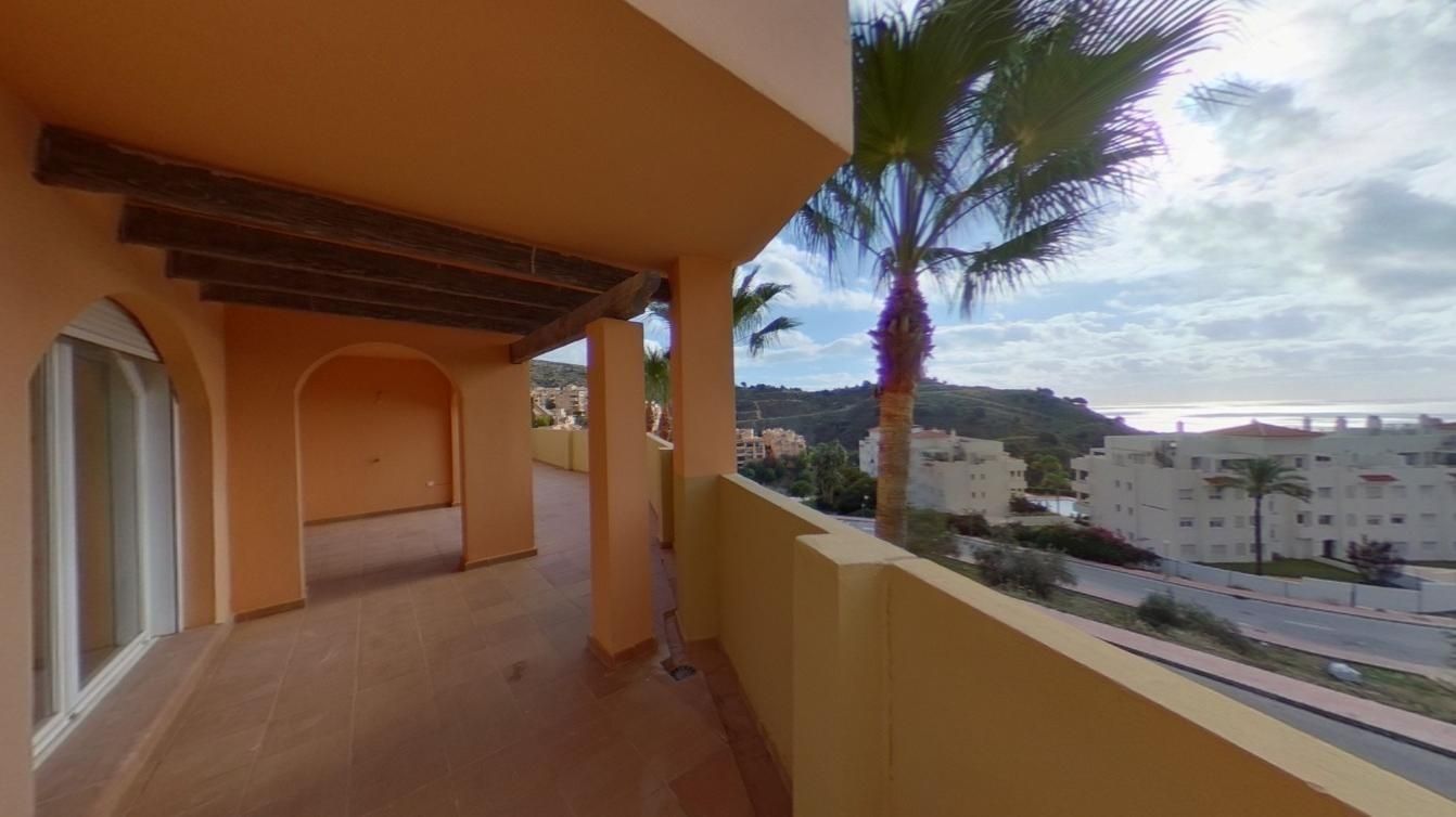 Terrassa de Apartament en venda en Mijas amb Aire condicionat, Terrassa i Piscina comunitària