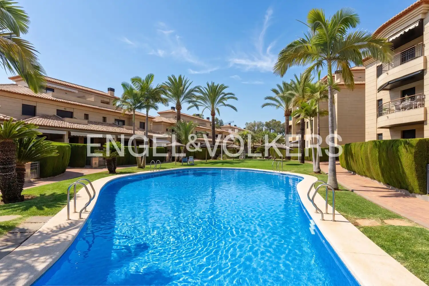 Vista exterior de Piso de alquiler en Jávea / Xàbia con Aire acondicionado, Calefacción y Jardín privado