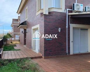 Exterior view of House or chalet for sale in Cáceres Capital  with Air Conditioner, Heating and Terrace