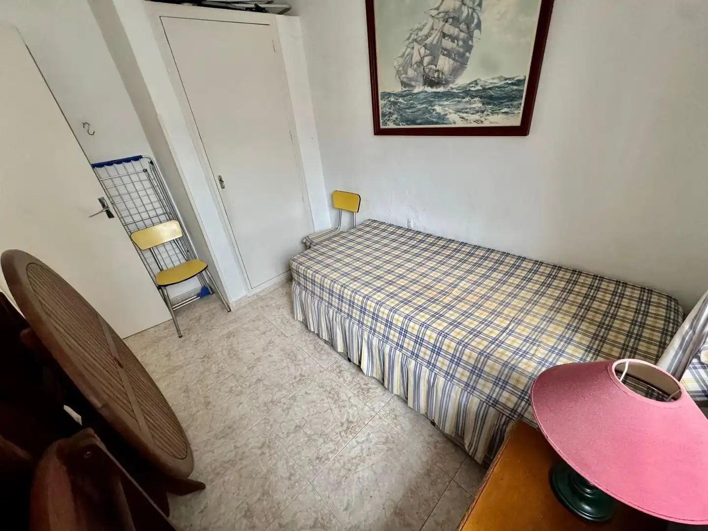 Habitación de Casa adosada en venta en Punta Umbría con Terraza, Amueblado y Balcón