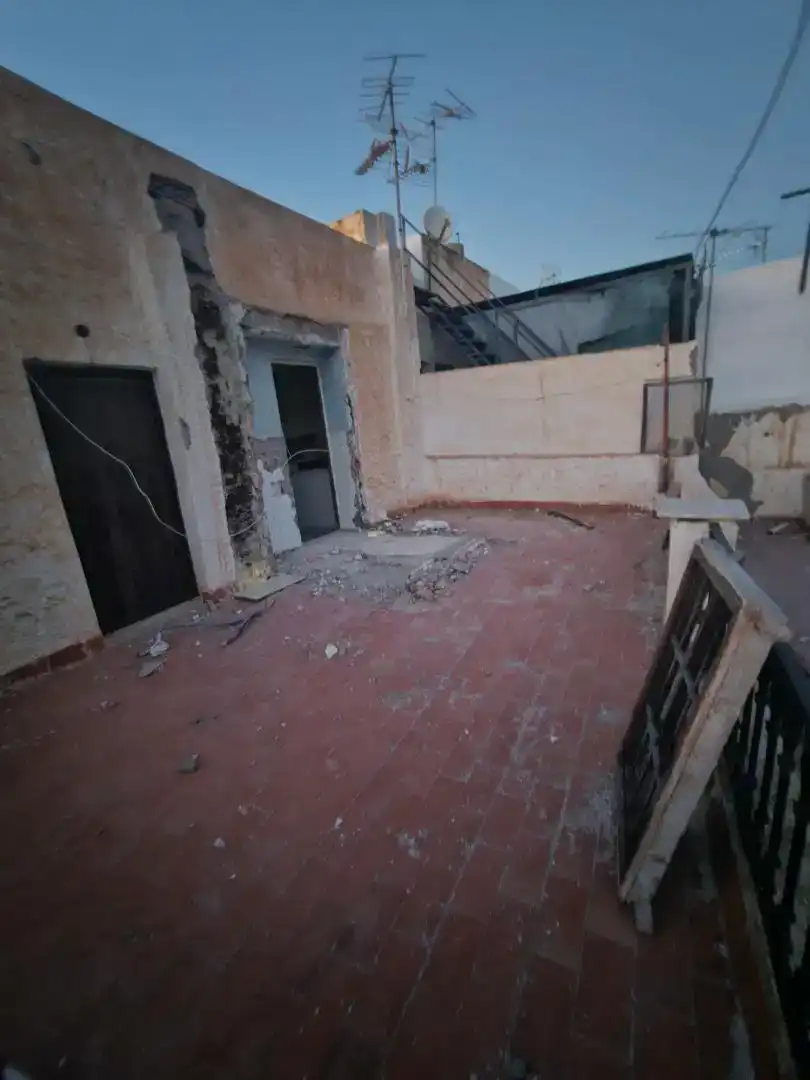 Casa adosada en venda en Berja amb Balcó