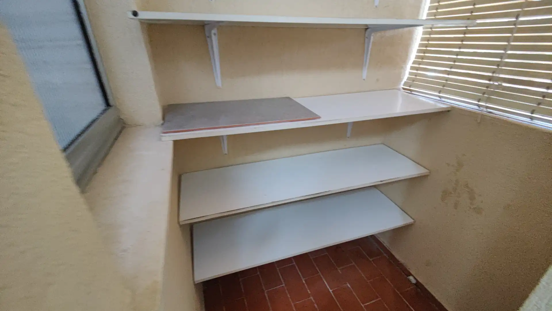 Cuina de Apartament en venda en Almuñécar amb Aire condicionat, Calefacció i Jardí privat