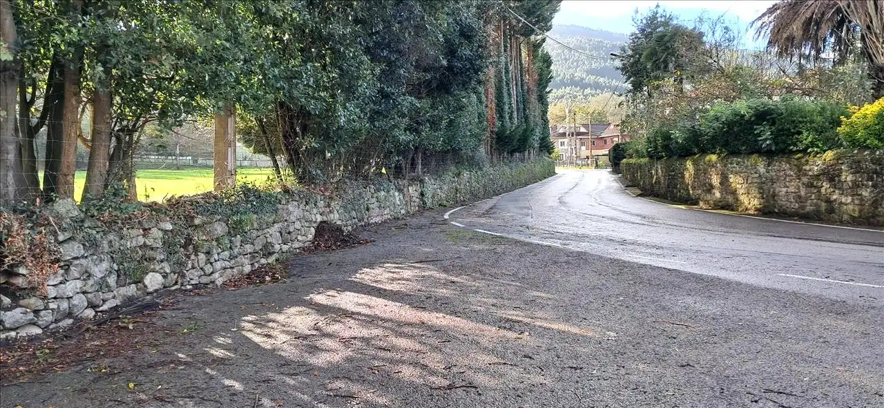 Vista exterior de Piso en venta en Santa María de Cayón