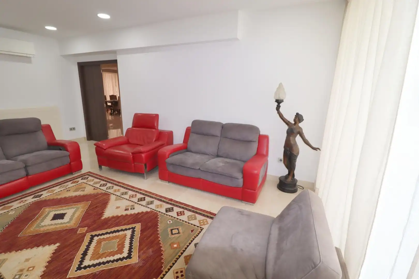 Sala de estar de Casa o chalet en venta en Godella con Aire acondicionado, Piscina y Alarma
