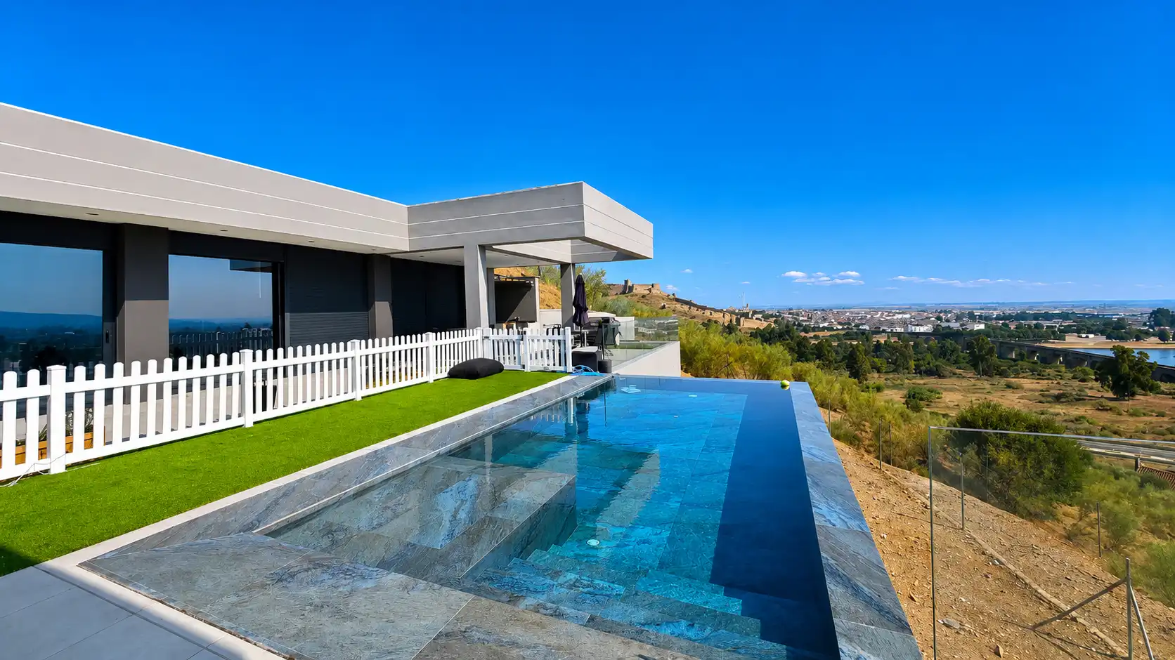 Chalet con piscina en venta en ኡርባኒሳሲኦን ኪንቶ ሴሲሊኦ ሜቴሎ, imagen 3