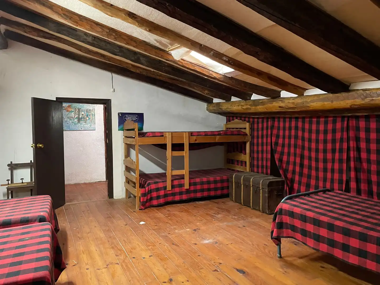 Casa adosada en venta en Uncastillo con Terraza, Trastero y Amueblado