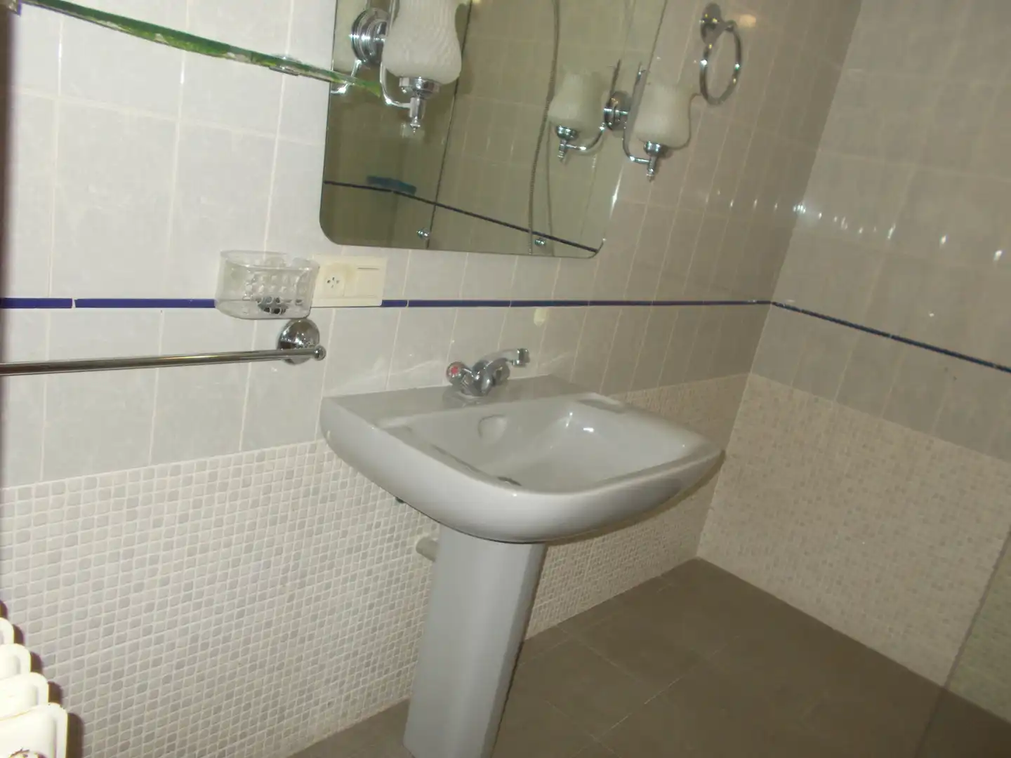 Bathroom of Flat for sale in Santa Marta de Tormes  with Air Conditioner, Heating and Parquet flooring