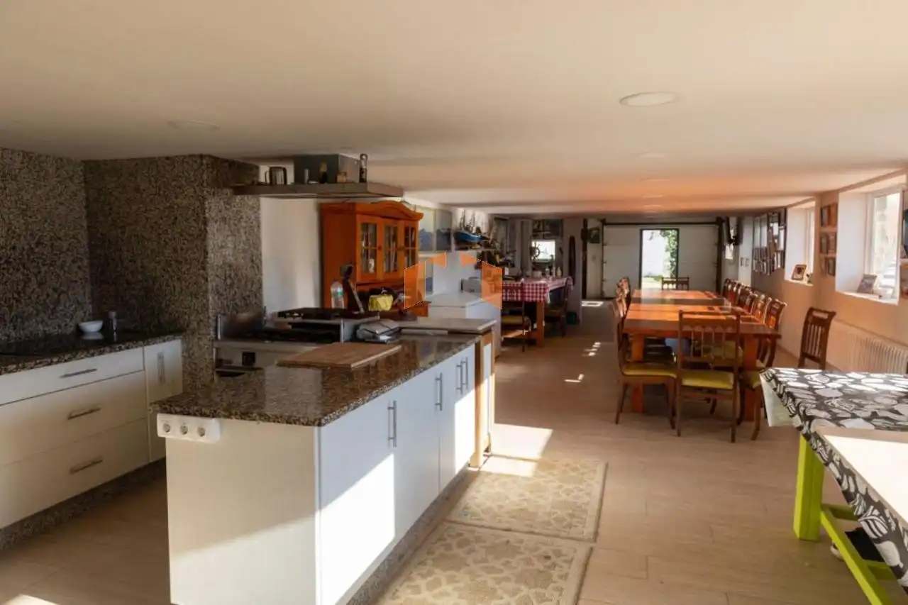 Cuina de Casa o xalet en venda en O Vicedo  amb Calefacció, Jardí privat i Parquet