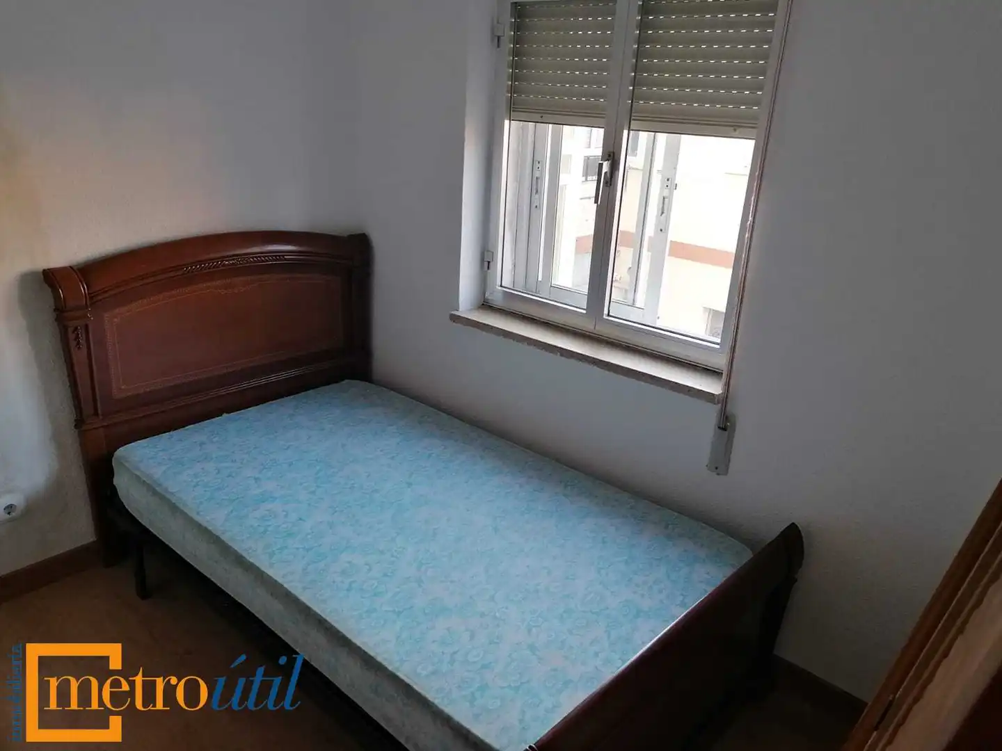 Bedroom of Flat for sale in Salamanca  with Heating, Parquet flooring and Balcony