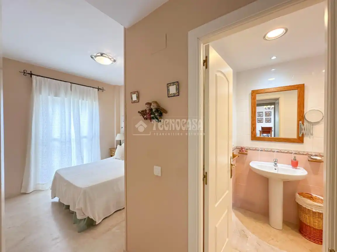 Habitación de Piso en venta en Chipiona con Calefacción